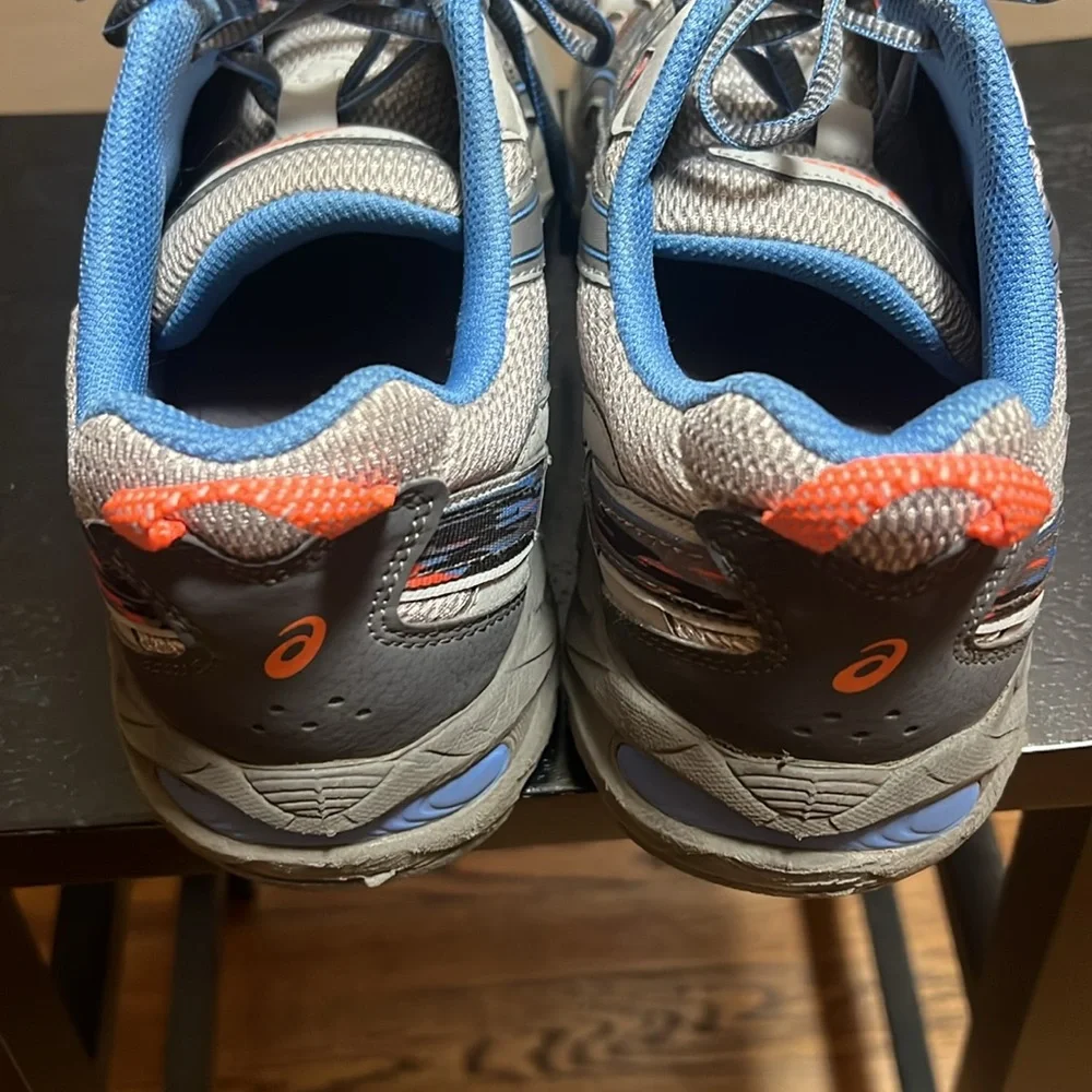 Men’s ASICS - Picture 3 of 5